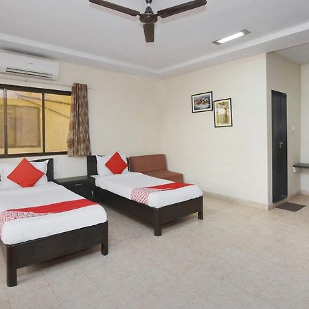 Oyo Midway Park Resort Atgaon Buitenkant foto