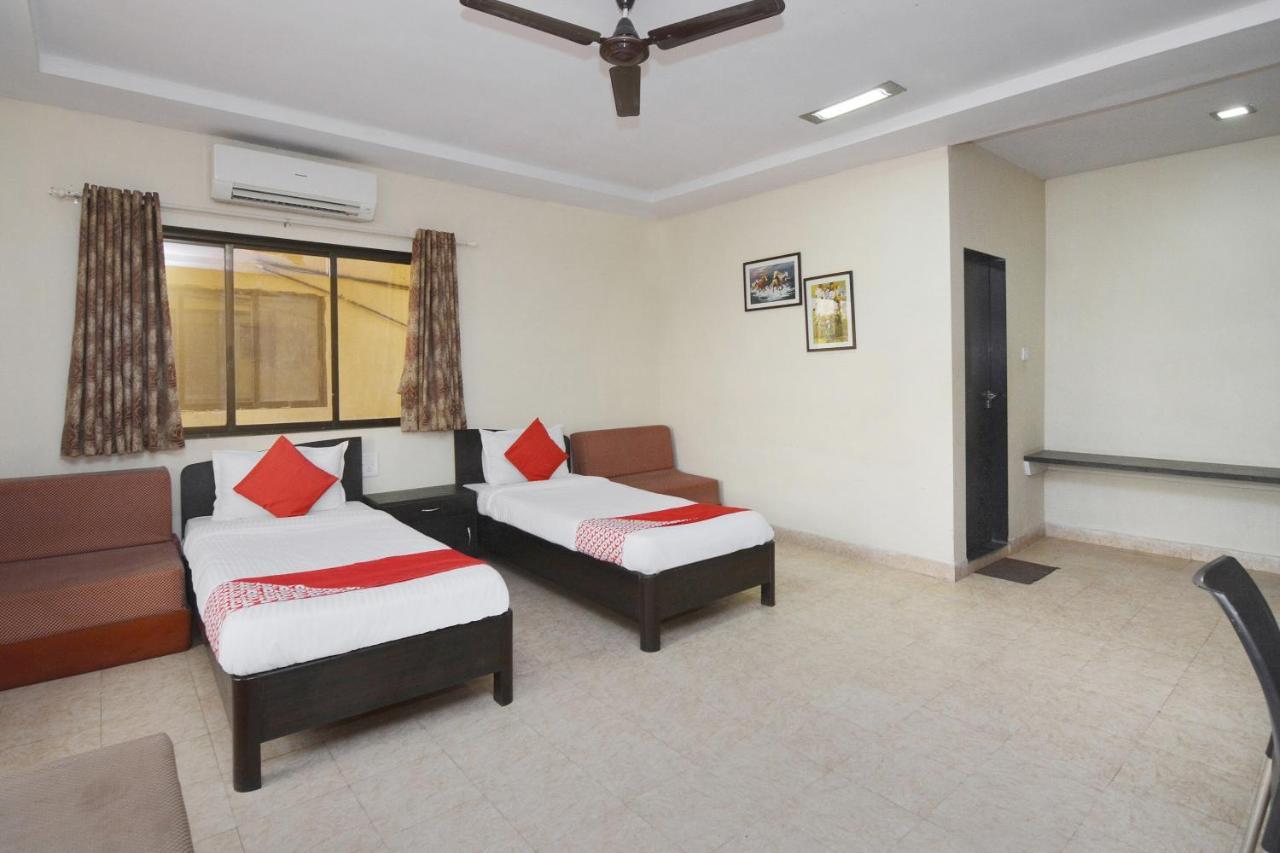 Oyo Midway Park Resort Atgaon Buitenkant foto